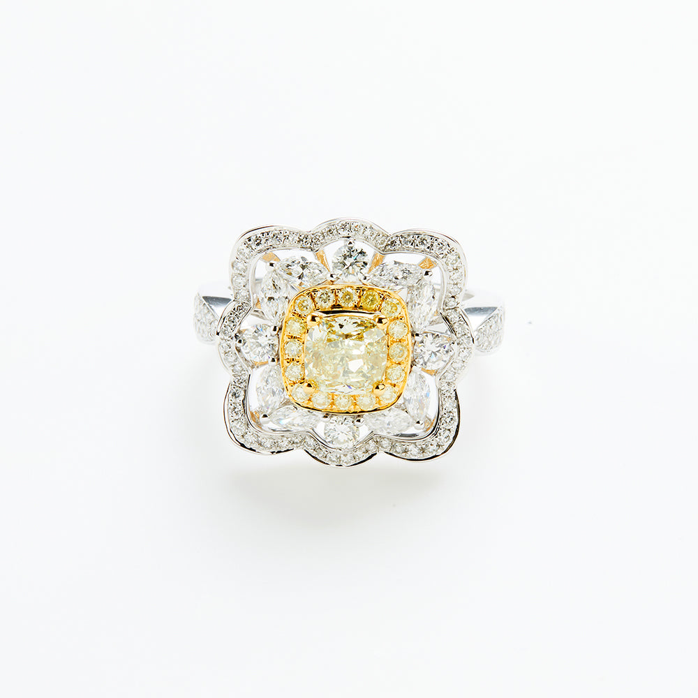 1st KA Lot 47 - Fancy Yellow Diamond Ring