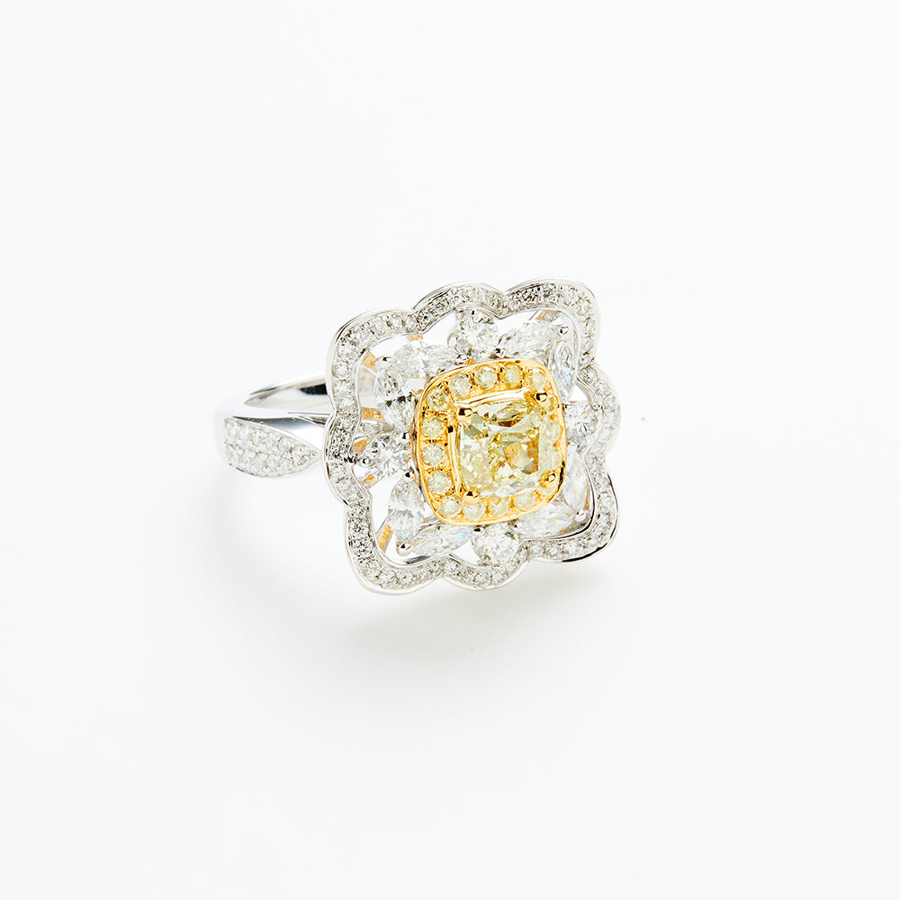 1st KA Lot 47 - Fancy Yellow Diamond Ring