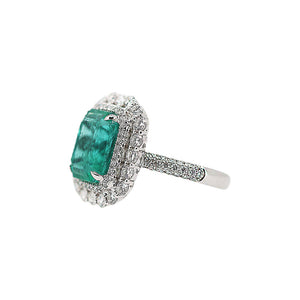 1st KA Lot 82 - Emerald Diamond Ring